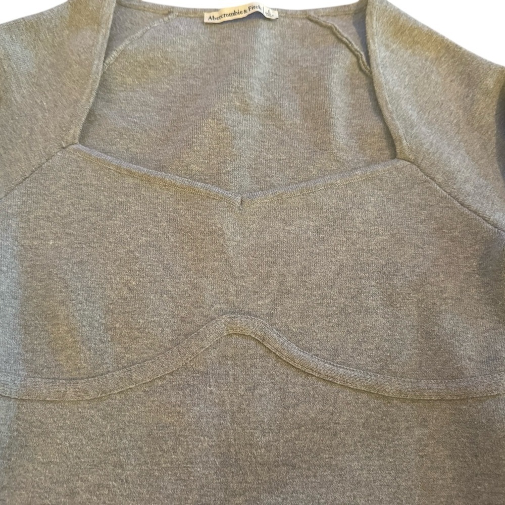Abercrombie & Fitch Gray Long Sleeve Knit Bodysuit Contoured Sweetheart Neckline - Picture 4 of 8